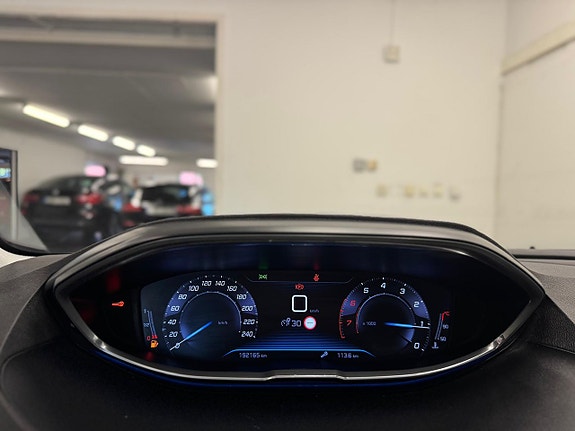 Peugeot 3008 19 of 29