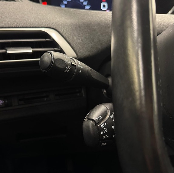 Peugeot 3008 22 of 29