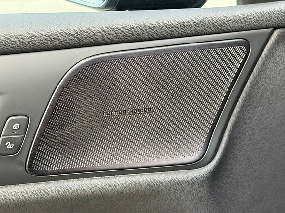 Volvo V60 17 of 25