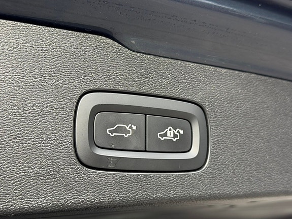 Volvo V60 25 of 25