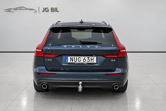 Volvo V60 8 of 25