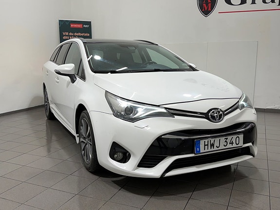 Toyota Avensis 8 of 17