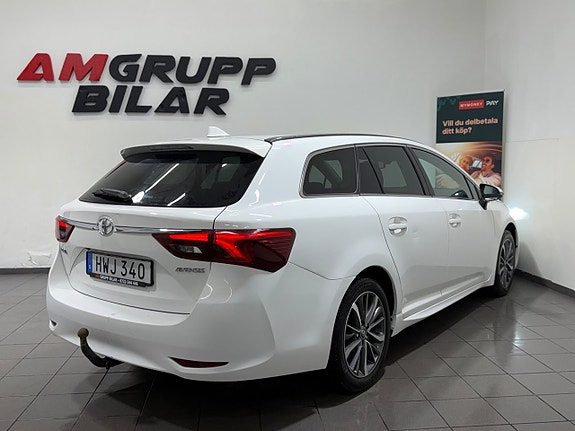 Toyota Avensis 4 of 17