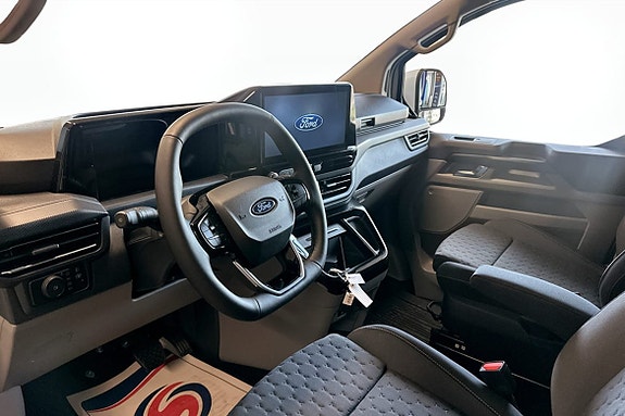Ford Transit Custom 6 of 10