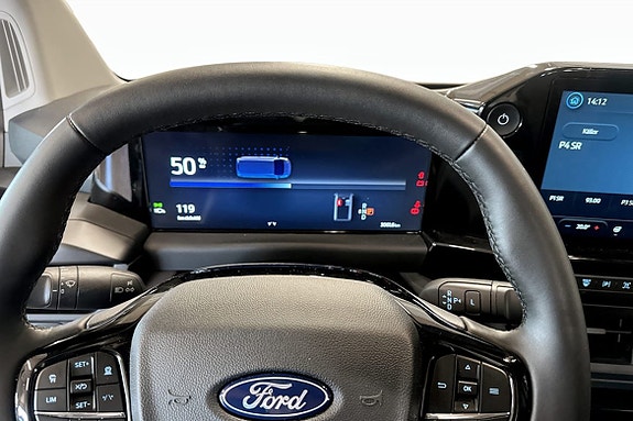Ford E-Transit 6 of 8