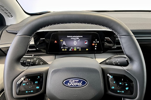 Ford Explorer 7 of 9