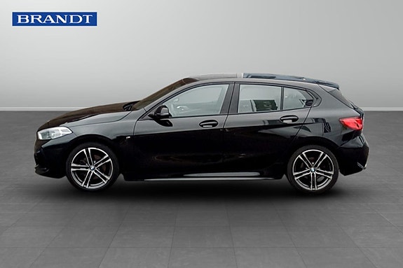 BMW 118i 3 of 9