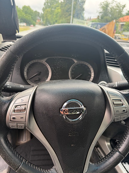 Nissan Navara 9 of 15