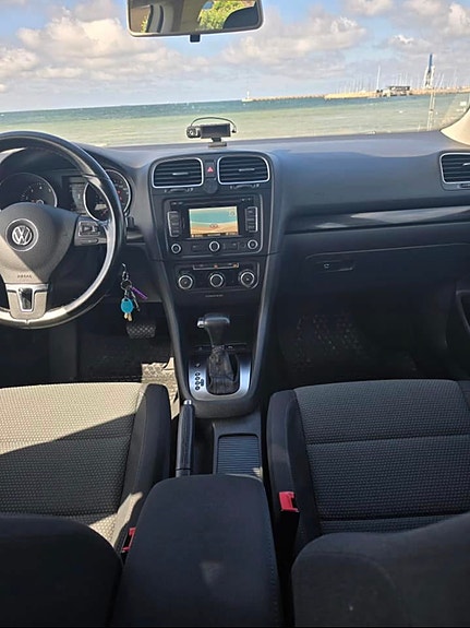 Volkswagen Golf VI 5 of 7