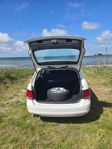 Volkswagen Golf VI 6 of 7