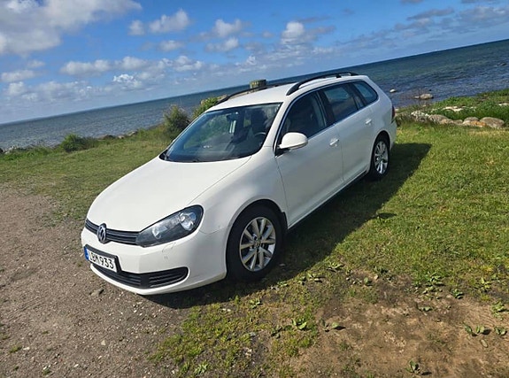 Volkswagen Golf VI 2 of 7