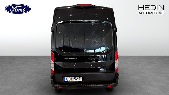 Ford Transit 7 of 12