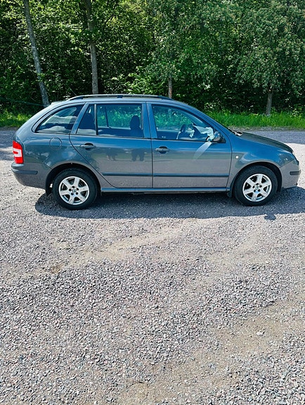 Skoda Fabia 3 of 4