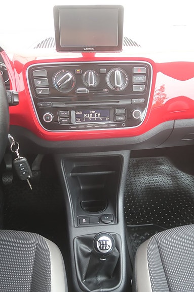 Volkswagen UP! 11 of 20