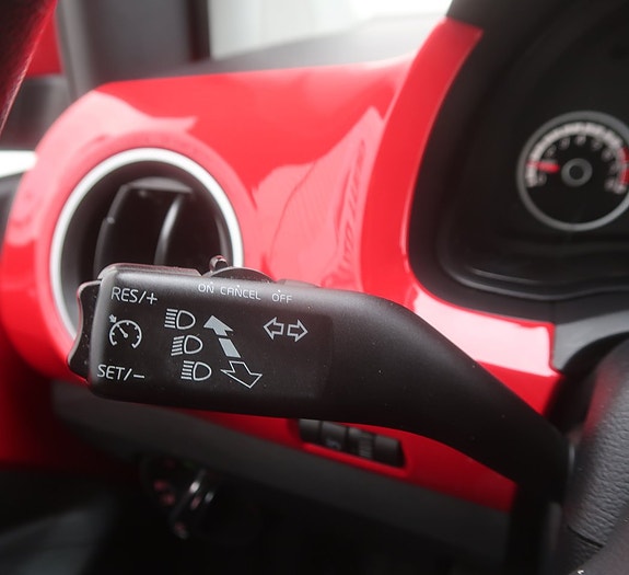 Volkswagen UP! 14 of 20