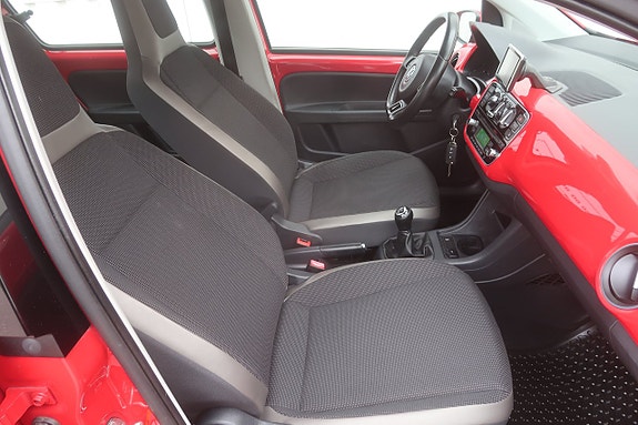 Volkswagen UP! 8 of 20