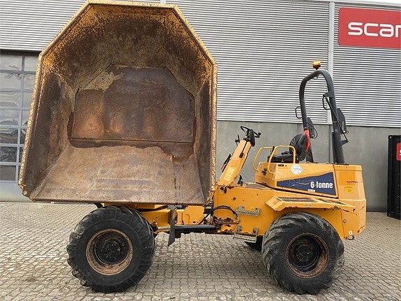 Thwaites 6 TONNE 9 of 10