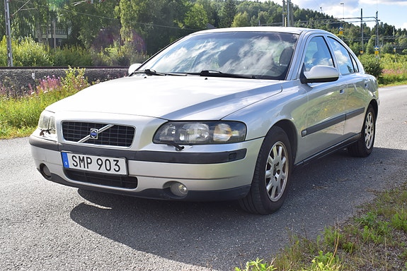 Volvo S60 9 of 15