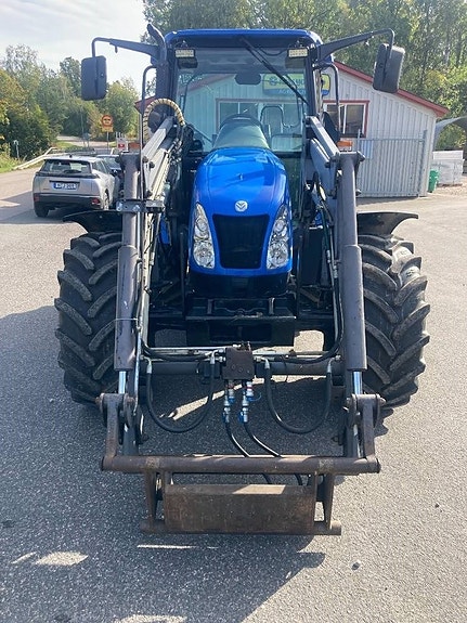 New Holland TL 90 A 4 of 14