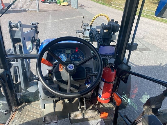 New Holland TL 90 A 7 of 14