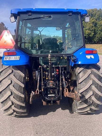 New Holland TL 90 A 3 of 14