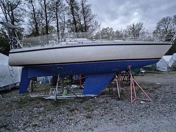 Helmsman 31 9 of 11