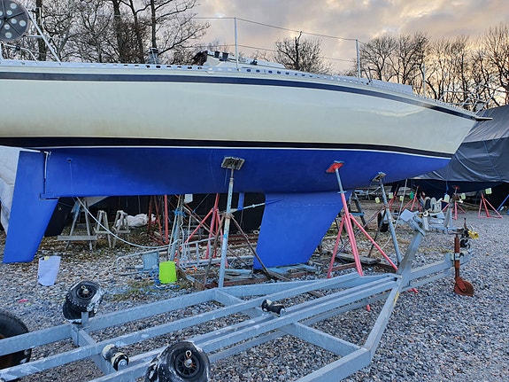 Helmsman 31 3 of 11