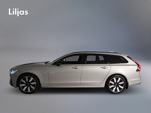 Volvo V90 2 of 8