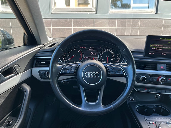 Audi A4 20 of 27