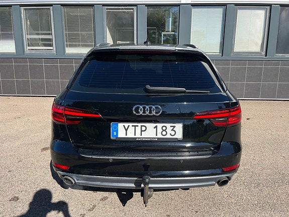 Audi A4 5 of 27