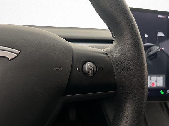 Tesla Model 3 18 of 30