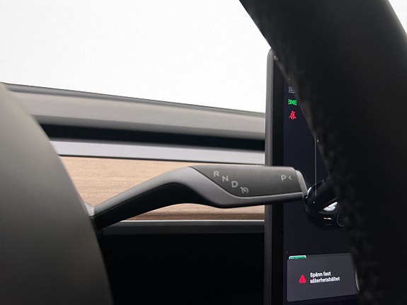 Tesla Model 3 19 of 30