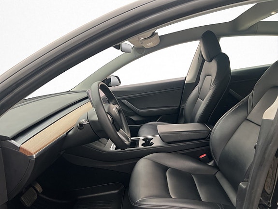 Tesla Model 3 13 of 30