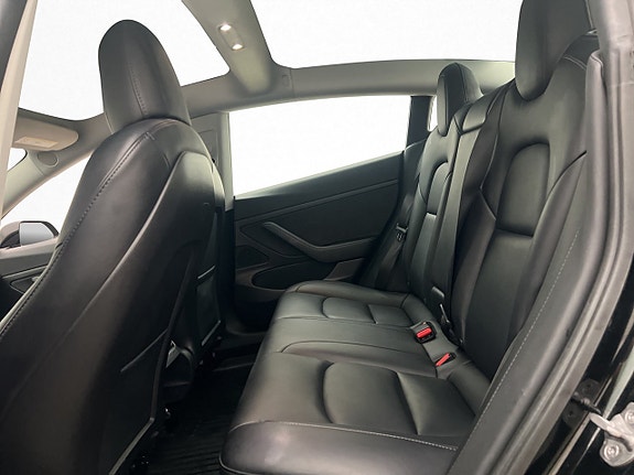 Tesla Model 3 30 of 30