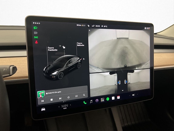 Tesla Model 3 24 of 30