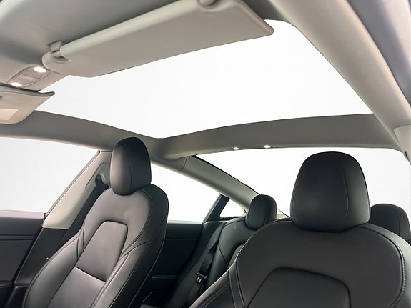 Tesla Model 3 14 of 30
