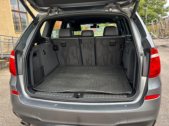 BMW X3 9 of 9
