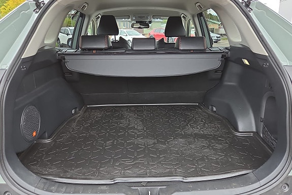 Toyota RAV4 11 of 24
