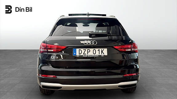 Audi Q3 5 of 19