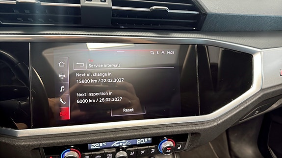 Audi Q3 17 of 19
