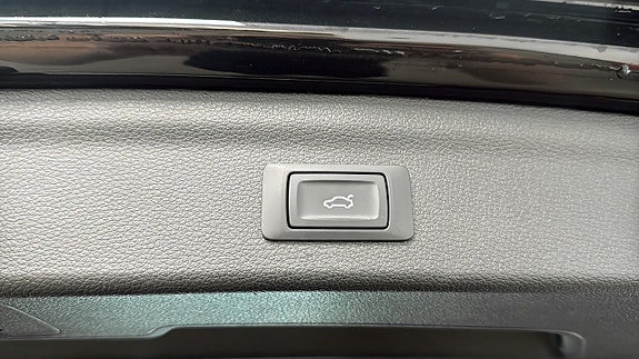 Audi Q3 14 of 19