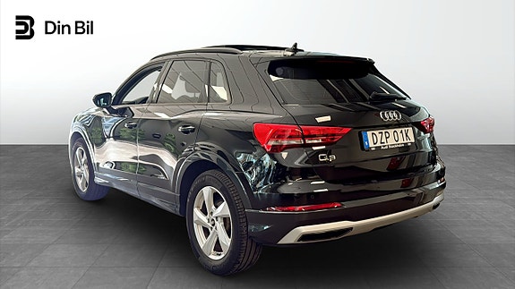 Audi Q3 3 of 19