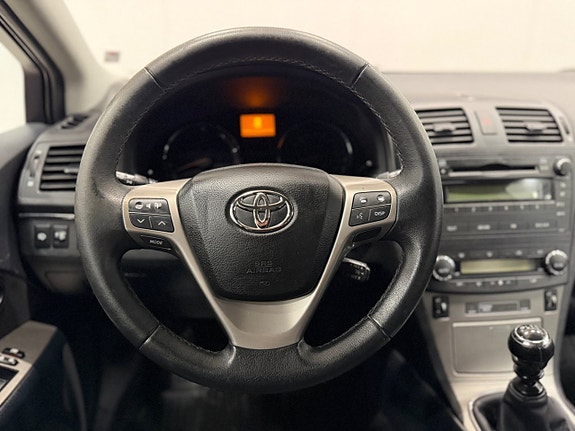Toyota Avensis 16 of 20