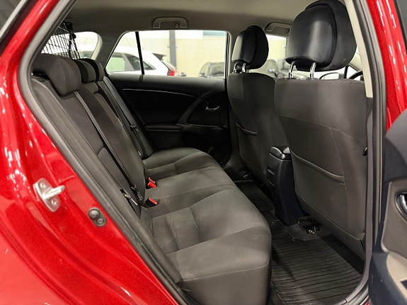 Toyota Avensis 18 of 20