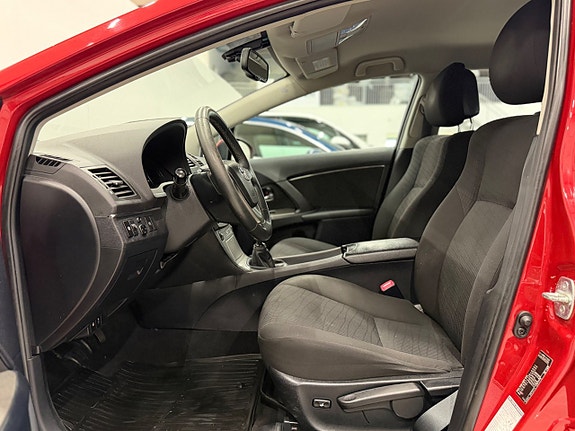 Toyota Avensis 12 of 20