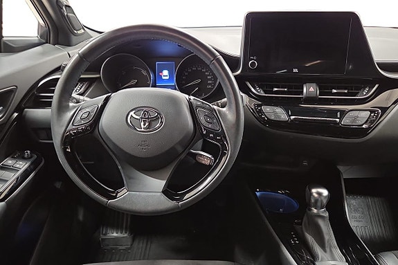 Toyota C-HR 10 of 21