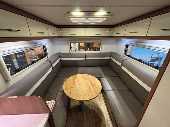 LMC Explorer 655 SPORTLINE (ALDE+Automat+U-Soffa+Taksäng+B-kort) 14 of 23