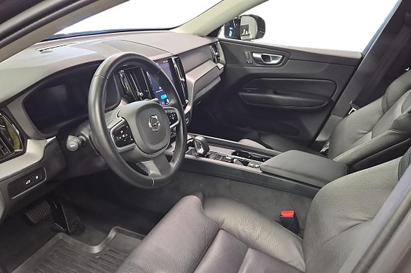 Volvo XC60 13 of 23