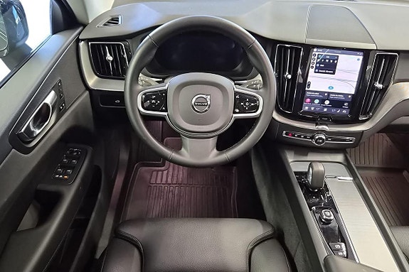 Volvo XC60 13 of 23