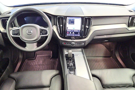 Volvo XC60 14 of 23